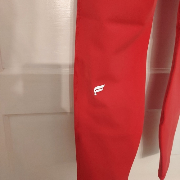 PureLuxe Highwaisted 7/8 legging - Picture 2 of 4